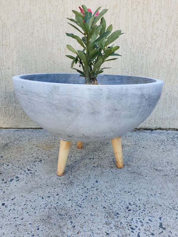 Fiber clay planting pot shallow base with wooden legs 2pc set 5