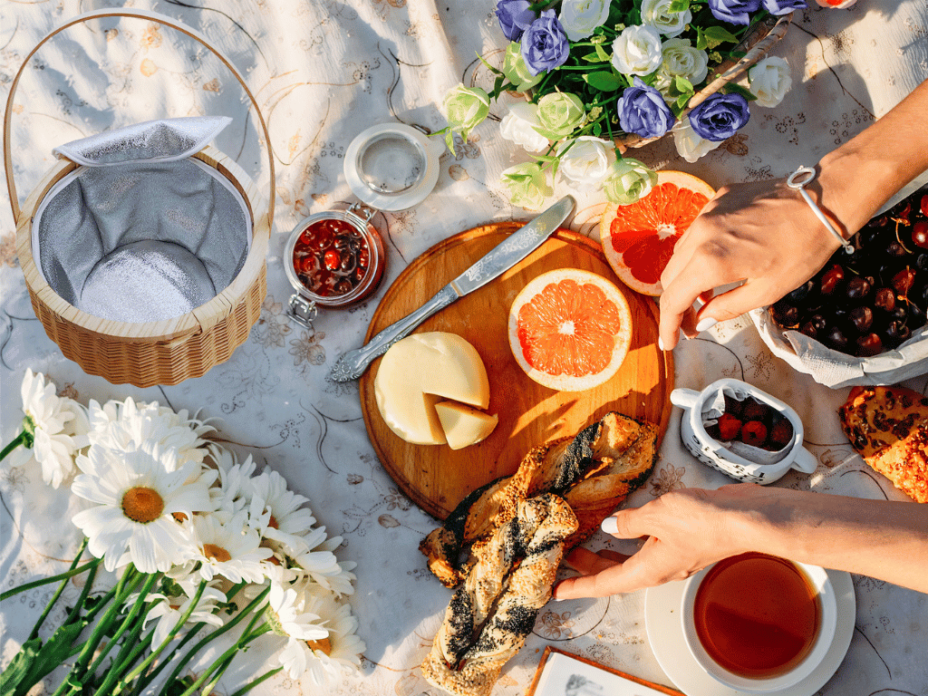 The Ultimate Picnic Guide to Packing and Pairing
