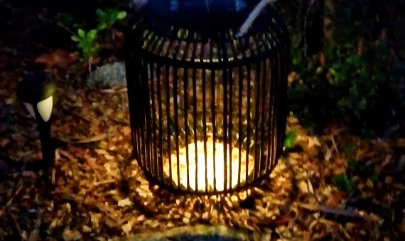 Outdoor Solar Rattan Lamp - "Birdcage" design
